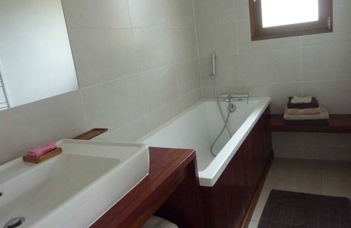 Carcans Plage House | Villa **** facing south, forest view, heated swimming pool 400 m from the beach.