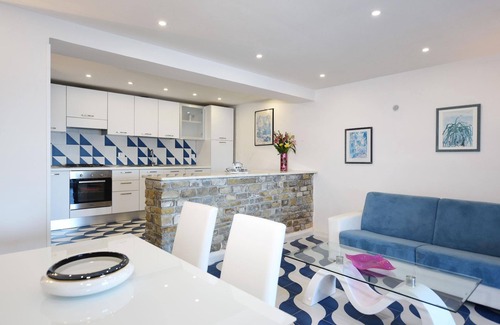 Castellabate Historic Centre Apartment | Villa Felice 2 in Castellabate