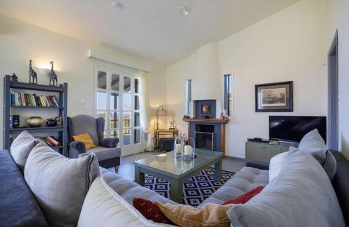 Andravida-Kyllini House | Villa Filokalia With Exceptional View - Happy Rentals