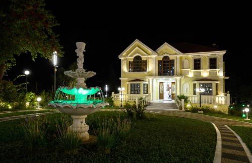 Gefira Mpania Villa | Villa Filoxenia - by the sea - up to 12 guests