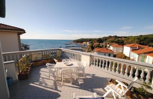 Castiglioncello Apartment | Villa Fiorella