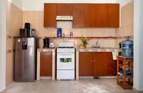 Alfredo V. Bonfil Villa | Villa Flores 5 bedrooms
