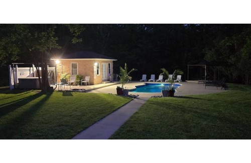 Bushkill Villa | Villa Fodera (Pocono Mountains)