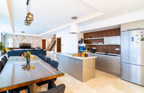 Kalkan Villa | Villa for 10 with stunning views & infinity pool