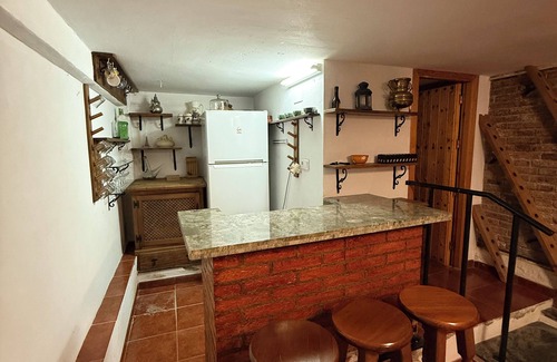 Aguadulce Ski Chalet | Villa for families or friends with shared pool and only 800m from the beach!