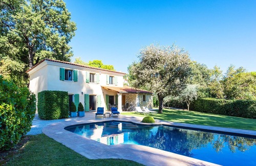 Gairaut Villa | Villa Fuon Santa VI4246 by Riviera Holiday Homes