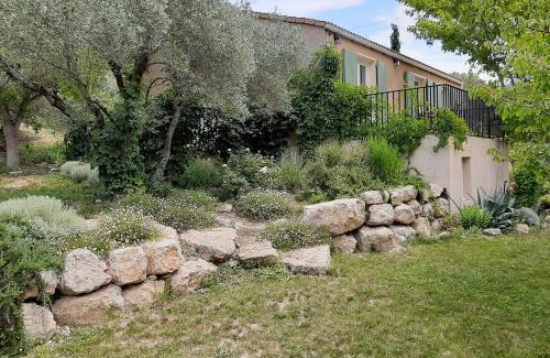 Buis-les-Baronnies House | VILLA GABRIEL, villa entière en pleine nature, wifi
