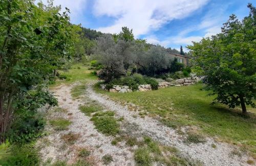 Buis-les-Baronnies House | VILLA GABRIEL, villa entière en pleine nature, wifi