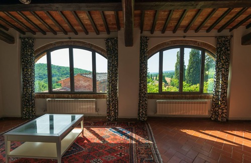 Sinalunga Villa | Villa Gagnoni for 10p with private pool and large garden; airco in all bedrooms.
