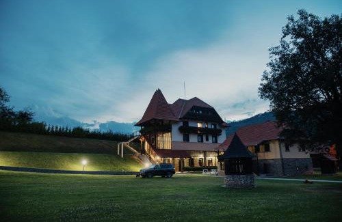 Salciua de Jos House | VILLA GHERMAN