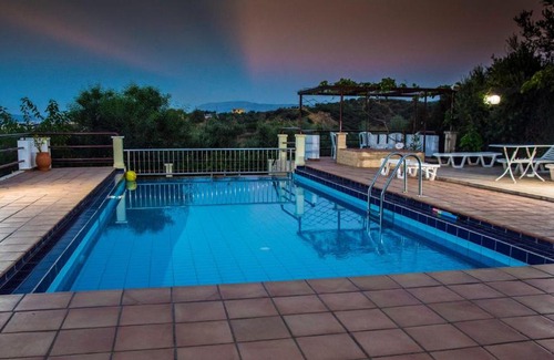 Kato Stalos Villa | Villa Giorgos with Panoramic Sea View