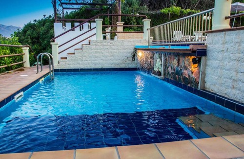Kato Stalos Villa | Villa Giorgos with Panoramic Sea View