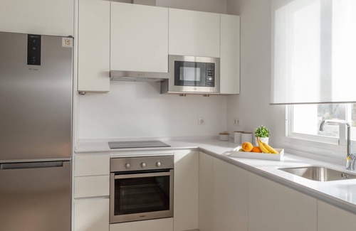 Benalup-Casas Vieja House | Villa 'Girasol' with Pool, Garden & Wi-Fi
