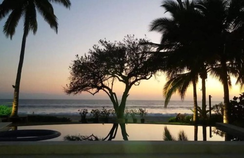 Bucerias House | Villa Girasol by RNLR