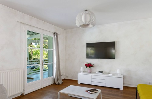Baillargues Villa | Villa Golf de Baillargues with swimming pool & air conditioning ☀✈