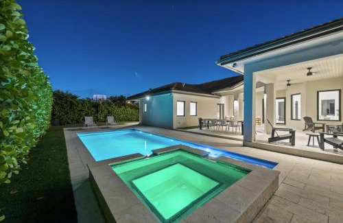 Fontainebleau Villa | Villa Grand