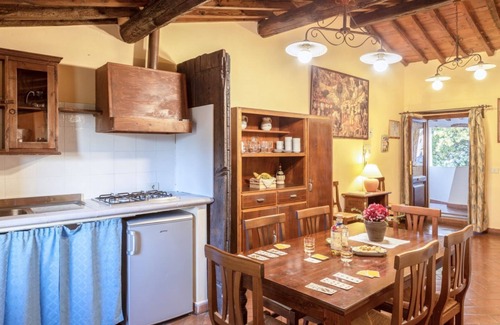 Pelago Apartment | Villa Grassina Trilocale sleeps 6, WIFI, pool, nature