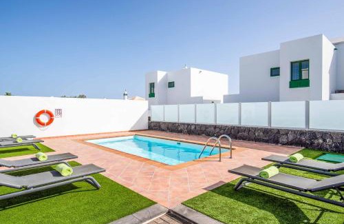 Playa Blanca Villa | Villa Guelde