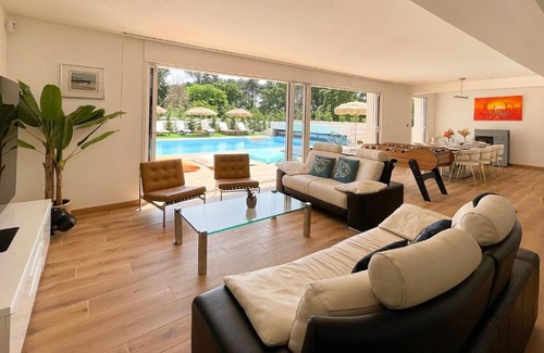 Saint-Medard-en-Jalles House | Villa Hakuna Matata - 4 étoiles climatisée avec piscine