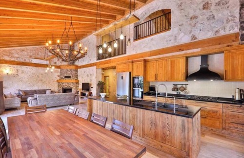 Kas Villa | Villa HAN' Amazing Farmhouse in Nature