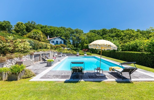 Arcangues Villa | Villa Haritzaga - Piscine et Salle de Sport