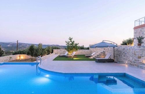 Kamilari Villa | Villa Harmony in Kamilari and Villa Joy in Kamilari