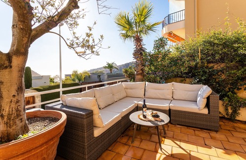 Villefranche-sur-Mer Apartment | VILLA HENRIETTA AP4070 by RIVIERA HOLIDAY HOMES