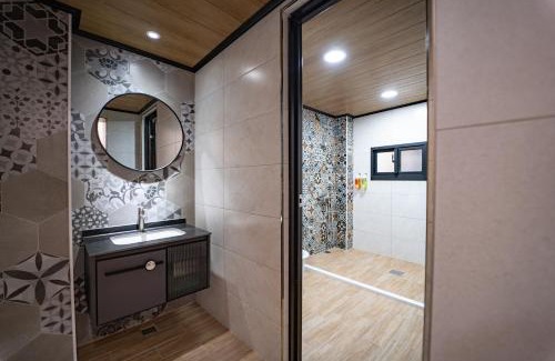 Xiaoliuqiu House | Villa Homestay