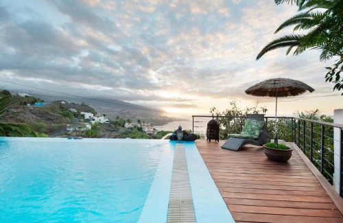 Santa Ursula House | Villa Horizonte