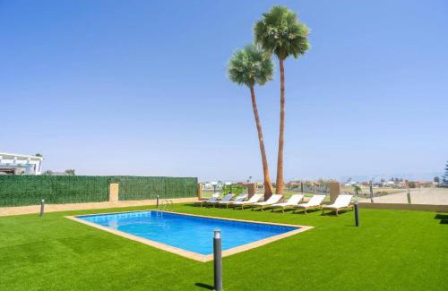 Costa de Antigua Villa | Villa Humaik by Villa Plus