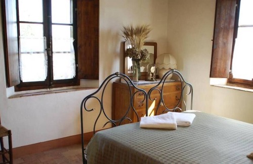 Il Poggio Villa | Villa Iza - Three Bedroom Villa, Sleeps 8