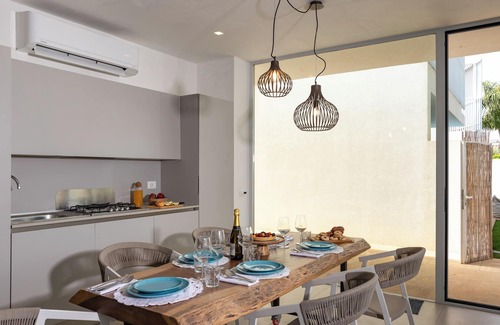 Marina di Ragusa Villa | Villa il Melograno 4+2, Emma Villas