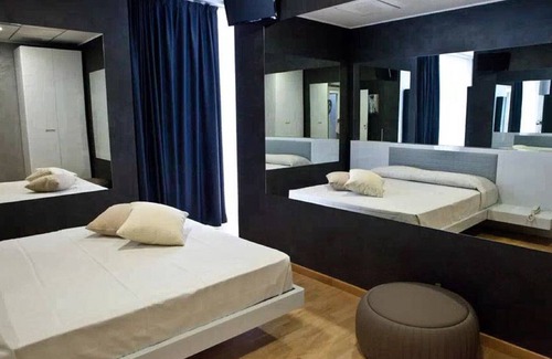 Cologna Spiaggia Bed & Breakfast | VILLA IMAGO - ROOM OF MIRRORS