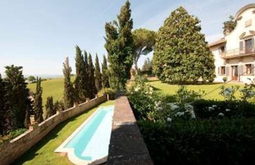 Castelfiorentino Villa | Villa in Castelfiorentino with 6 bedrooms sleeps 12