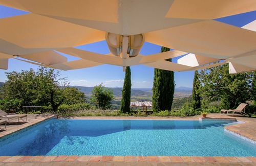 Cortona Villa | Villa in Cortona with Pool & Hill Views