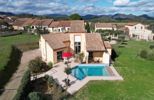 Prades-sur-Vernazobre House | Villa in France with Private Pool & Garden