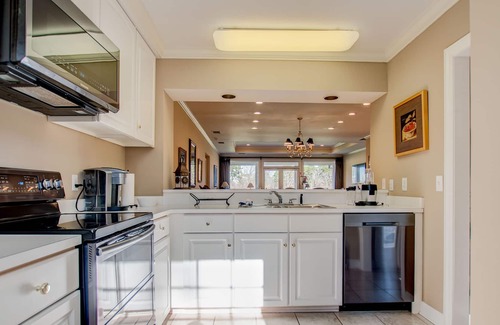Chapel Hill House | Villa in gated country club with stunning views