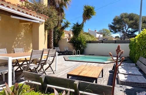 Le Brusc House | Villa in Le Brusc with swimming pool, 150m from the beach
