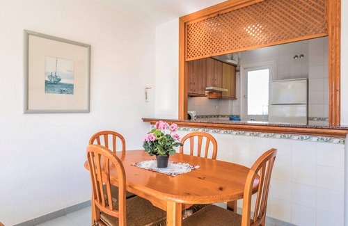 Roquetas de Mar Apartment | Villa in Spain near the Coastline