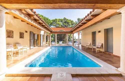 L'Escala Villa | Villa in Spain near Platja Rec del Molí Beach