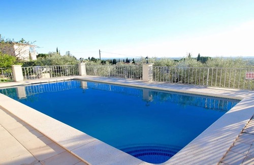 Pau House | Villa in the Privileged Urbanization "Els Olivars" of PAU. Unbeatable views over the Bay o