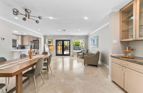 Wilton Manors Villa | Villa in Wilton Manors Heated Pool 10 min to beach