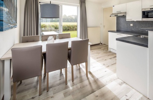 Scharendijke Villa | Villa in Zeeland near the Beach