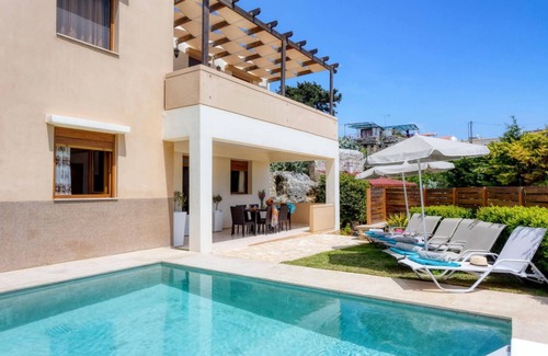 Chromonastiri Villa | Villa Irine's House by Villa Plus
