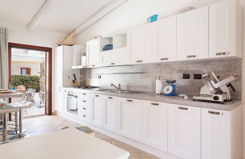 Porto San Paolo Villa | Villa Isabella with Garden & Terraces