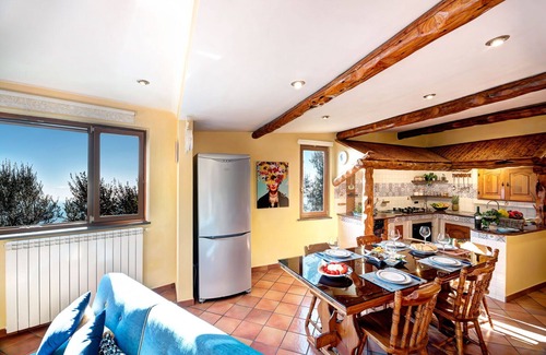 Nerano Villa | Villa Islamorada - Pool and Sea View