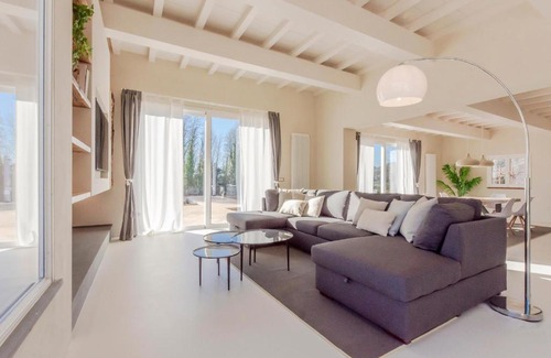 Pescaglia Villa | Villa Ivory
