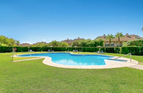 San Roque House | Villa Jacqueline luxurious , spacious peaceful haven near beach 🏖 and golf ⛳
