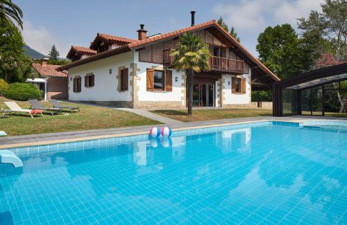 Hondarribia Villa | Villa Jaizubia Golf by FeelFree Rentals