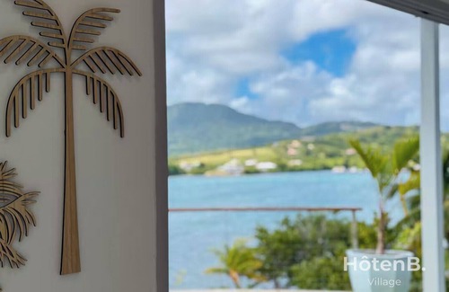 Tartane Villa | Villa Jamming 5* – Tropical Luxury, Infinity Pool & Private Dock